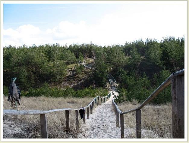 Dojście na plażę zachodnią z osiedla na wydmie 1